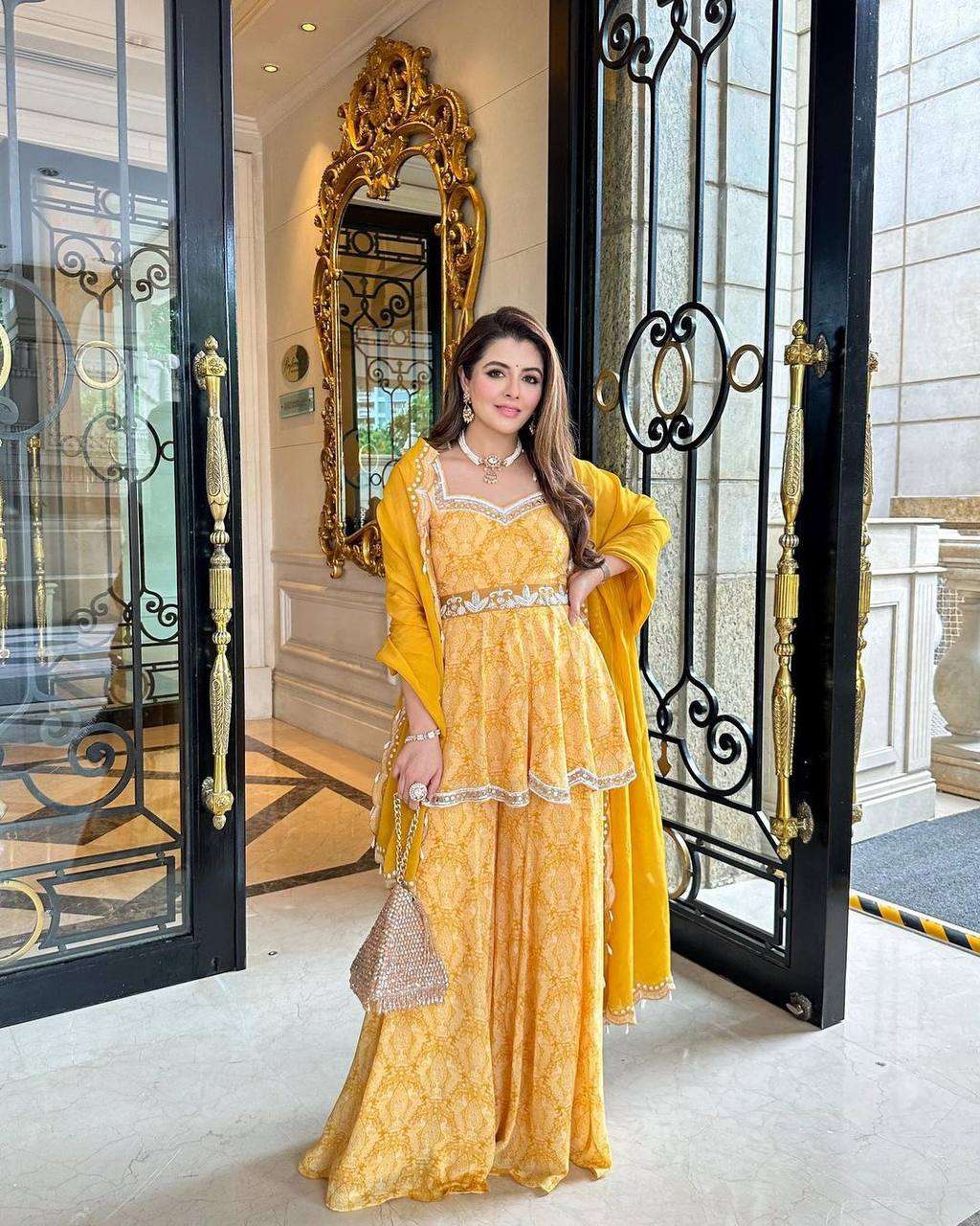LC 1169 KURTI PLAZZO SET