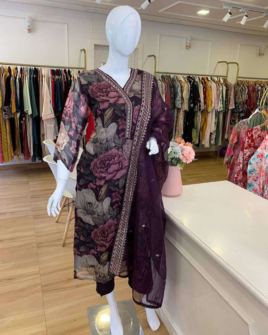 BE 227 ALIACUT KURTI