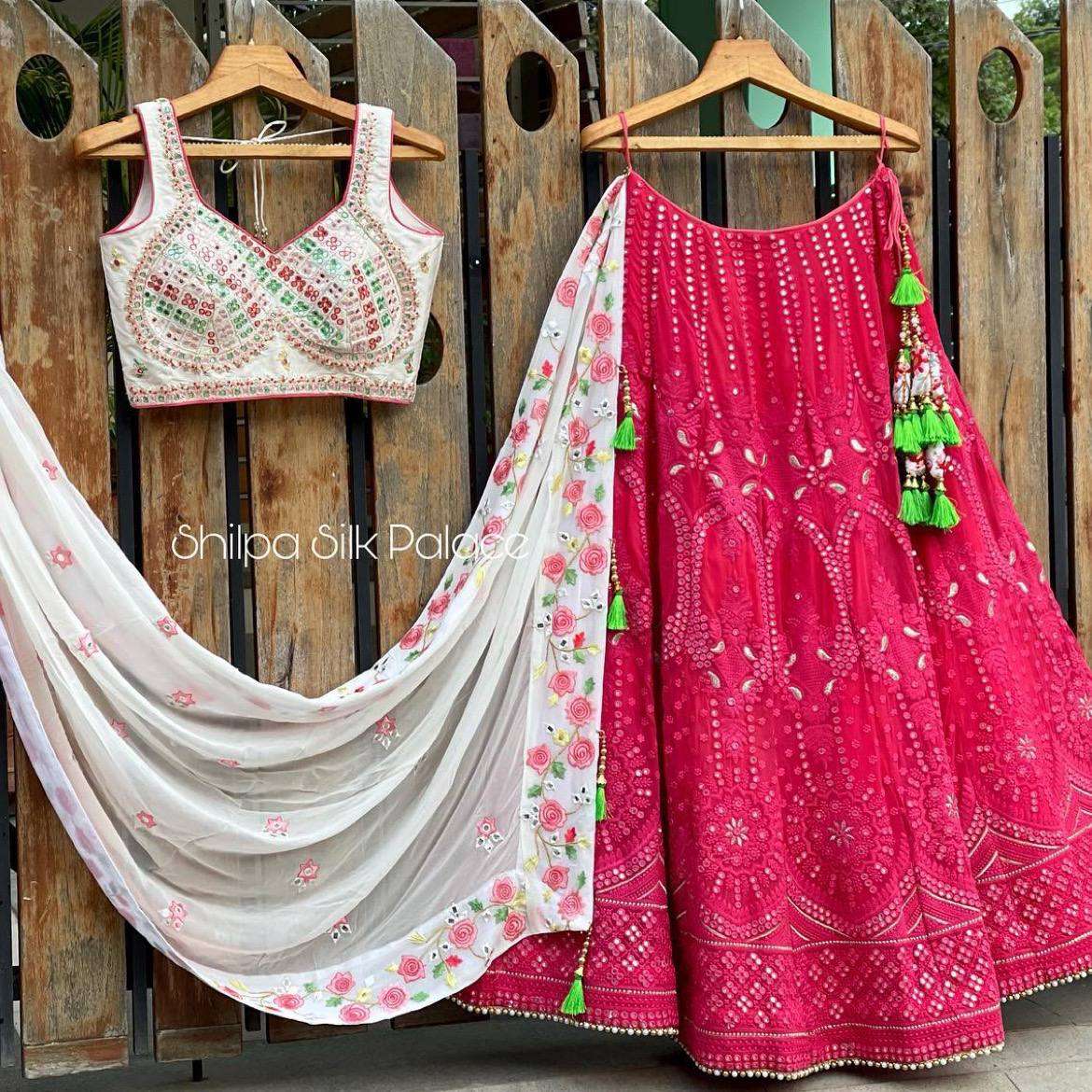 NF 556 LEHENGA CHOLI 