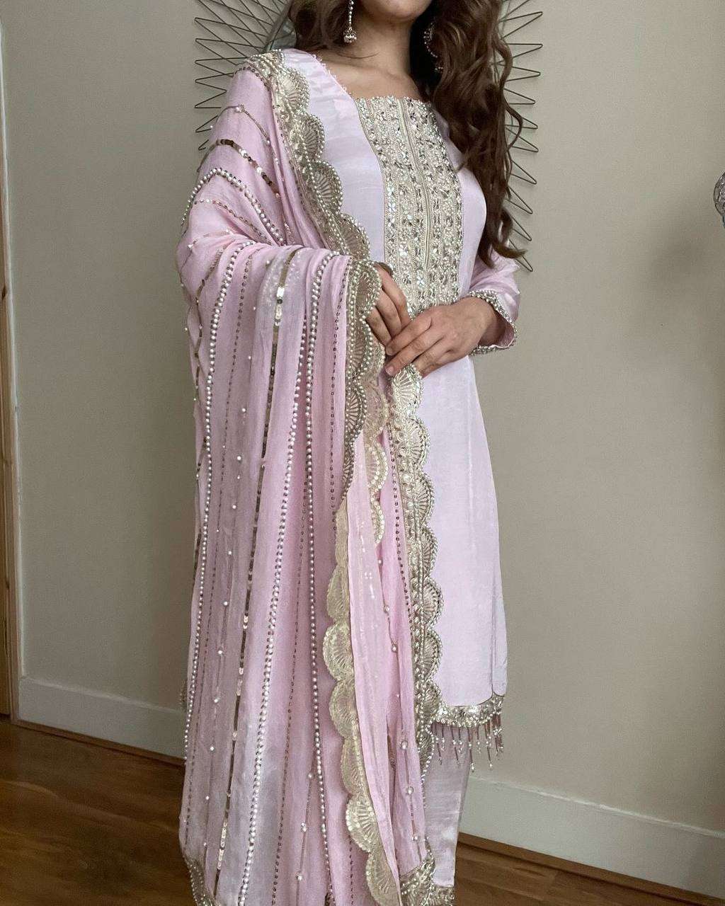 SR 1604 PAKISTANI SUIT