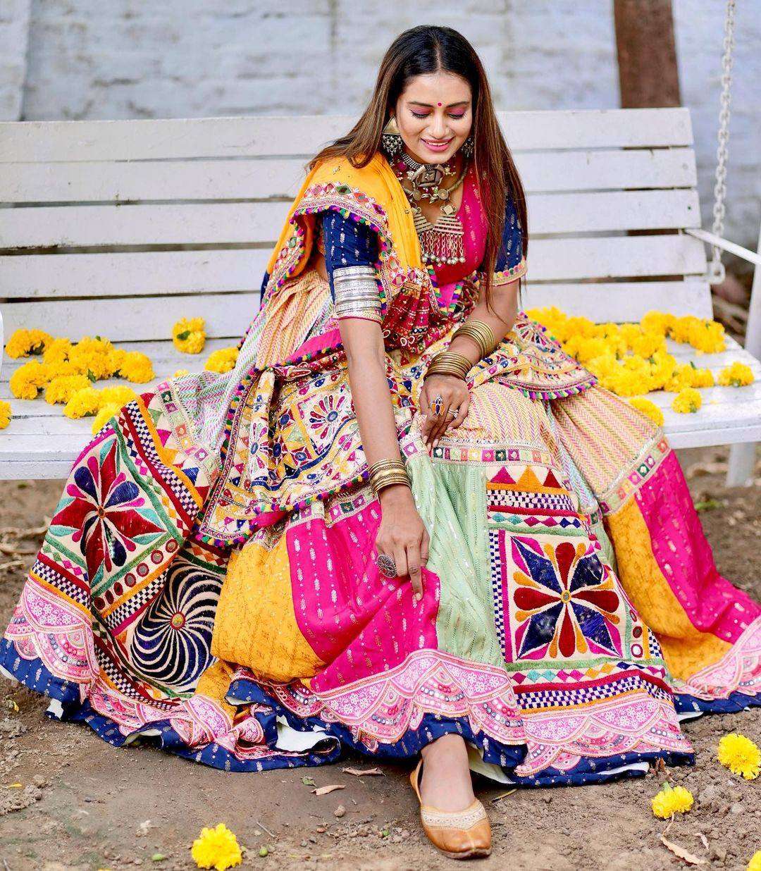 ALC 023 LEHENGA CHOLI