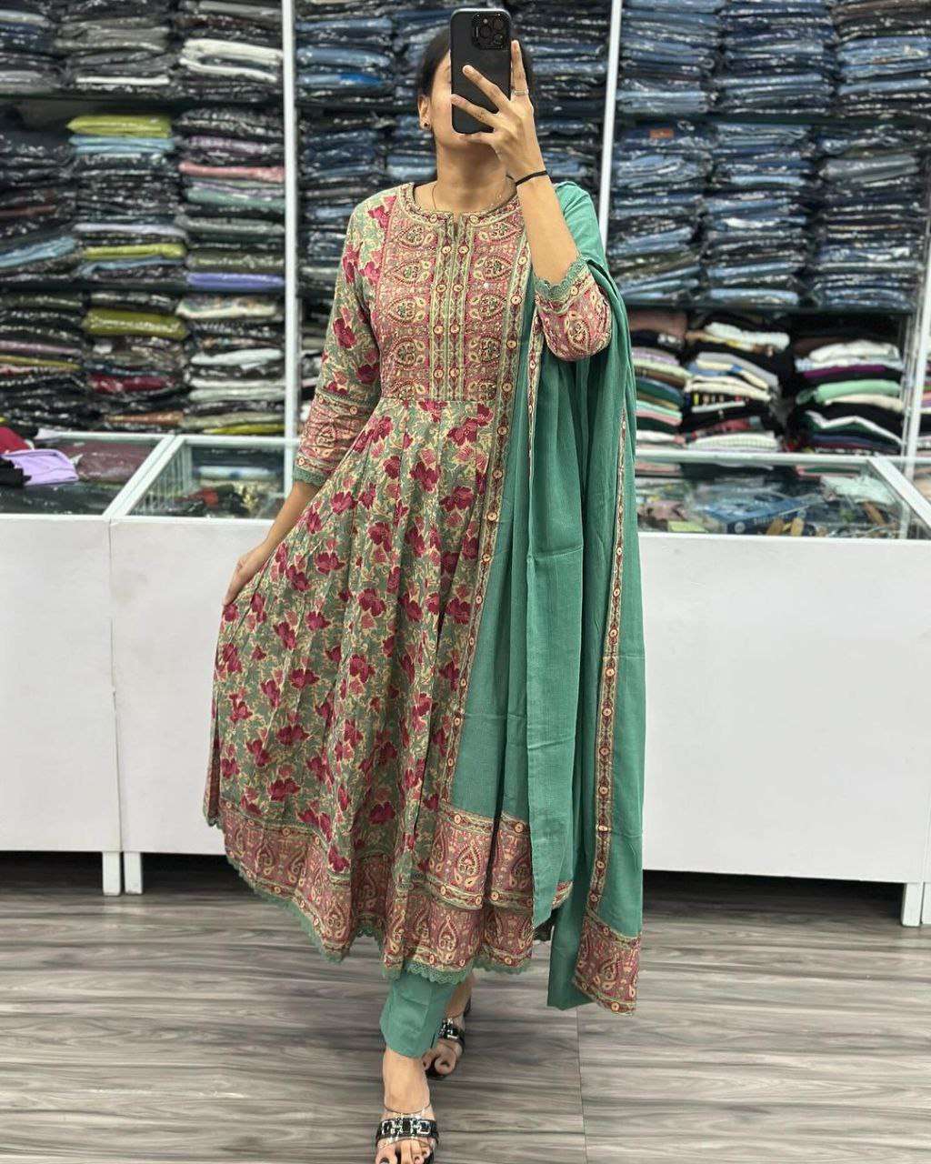 MRT 107 KURTI SET