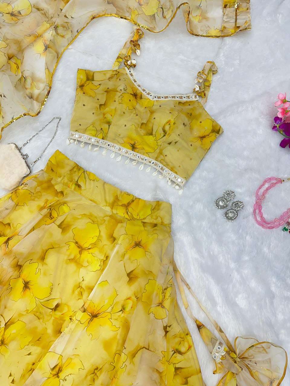 SC 177 LEHENGA CHOLI