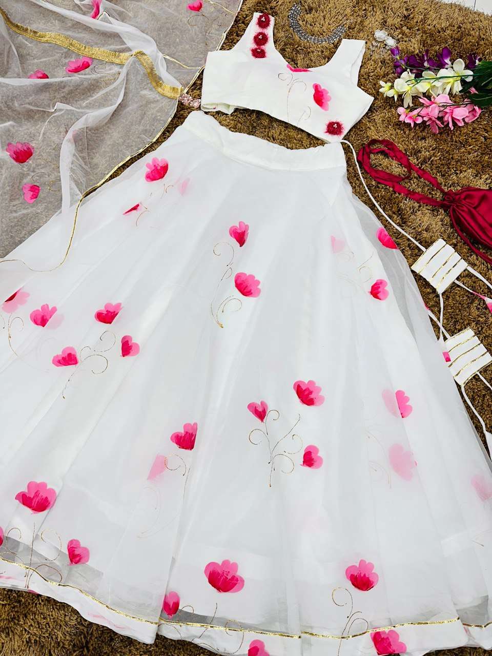 SC 185 LEHENGA CHOLI