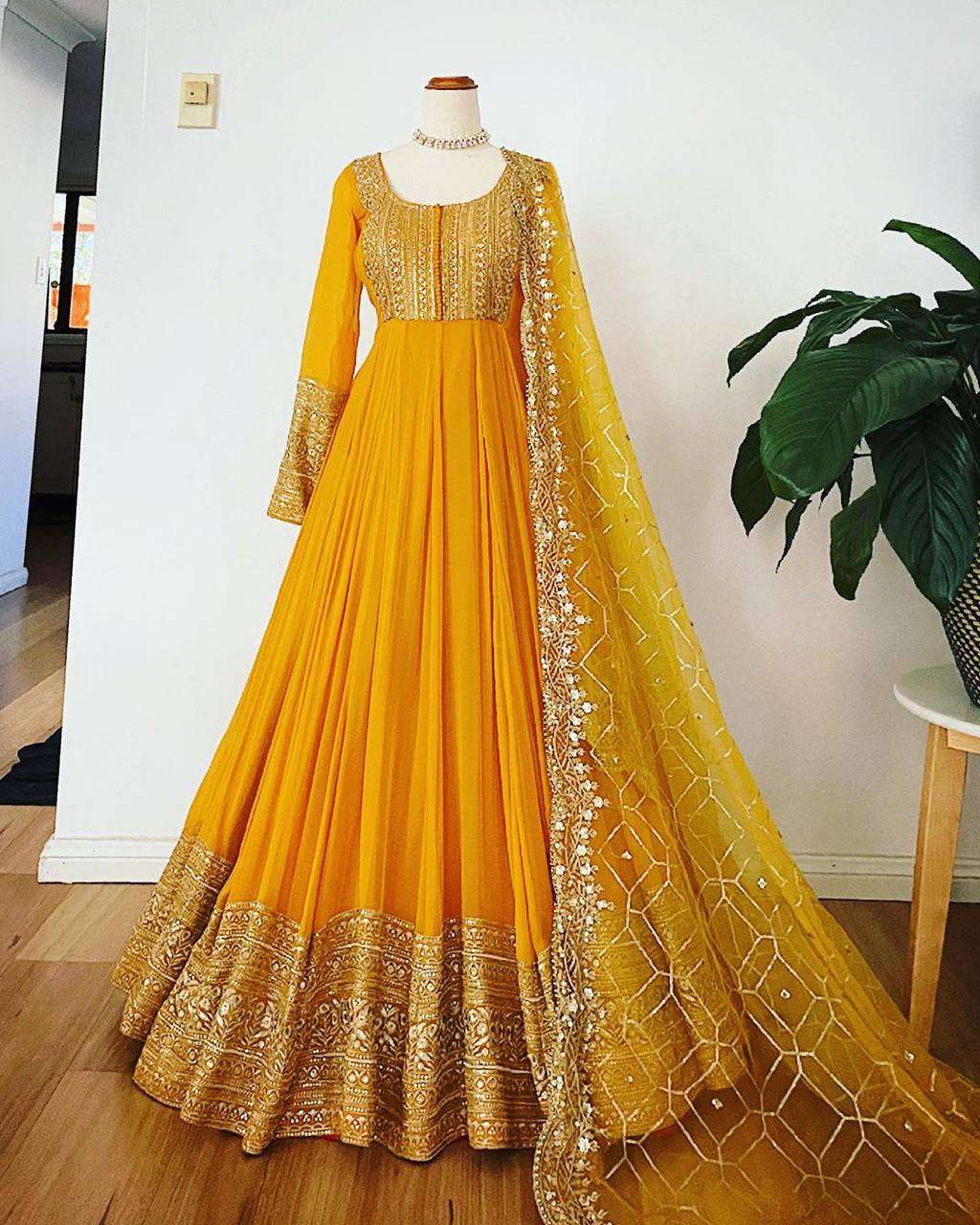 ZSR 3059 GOWN DUPATTA
