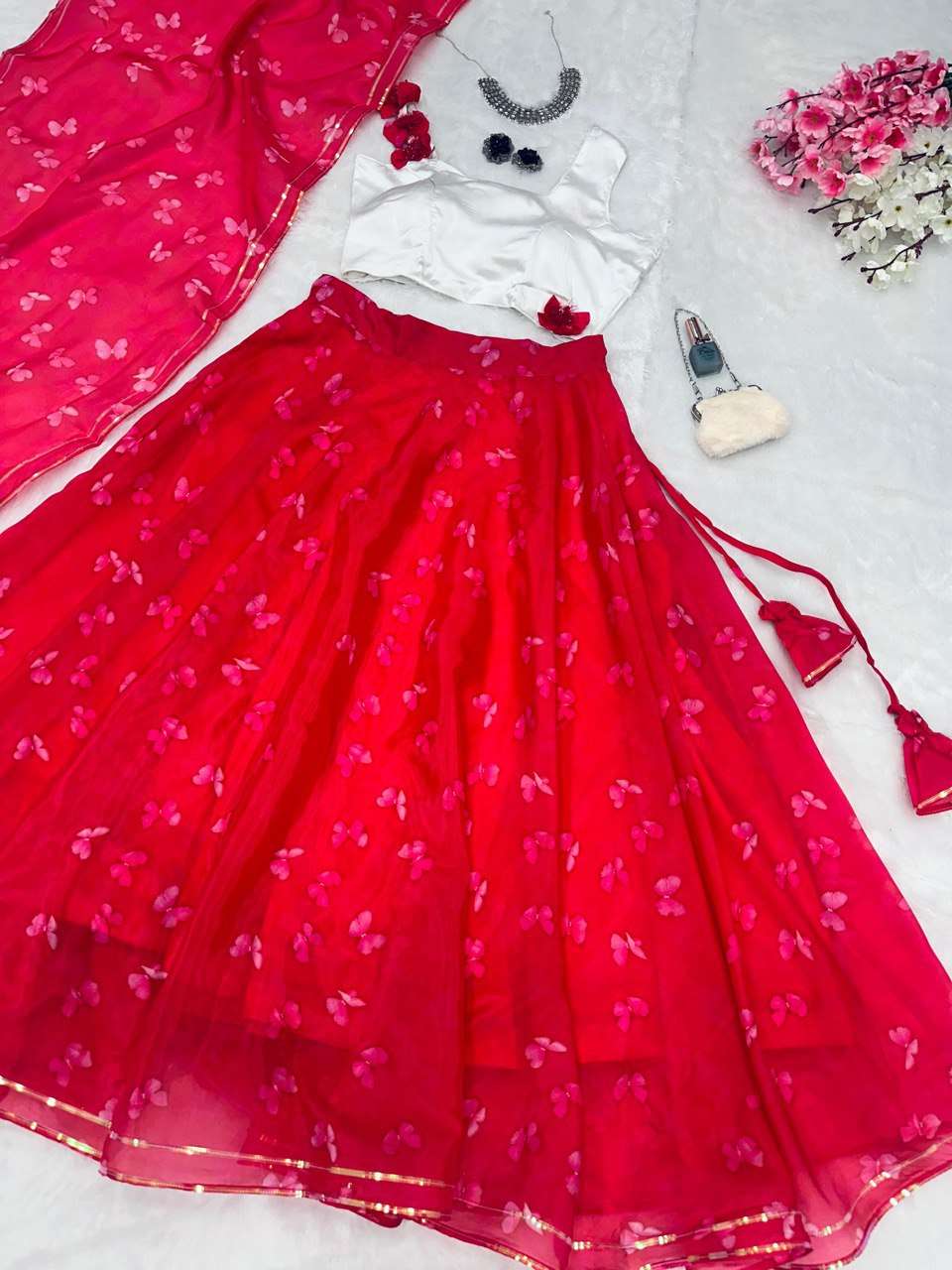 SC 186 LEHENGA CHOLI
