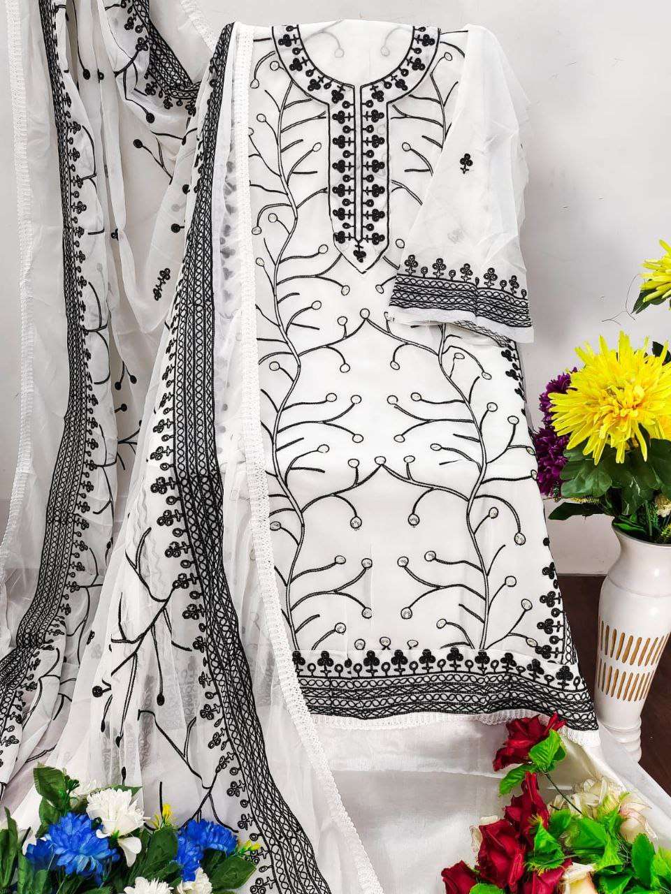 DS 118 DRESS MATERIAL