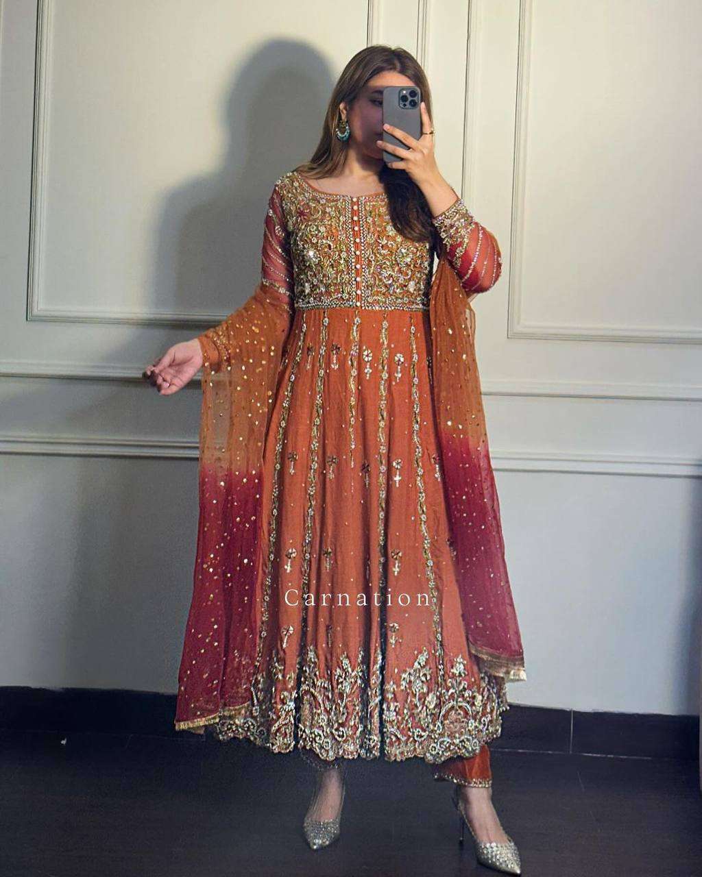 LC 1238 GOWN DUPATTA