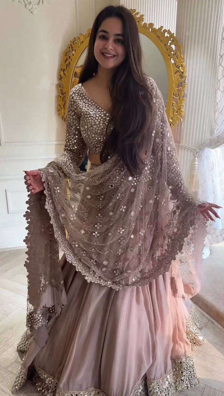 QRC 241 LEHENGA CHOLI 