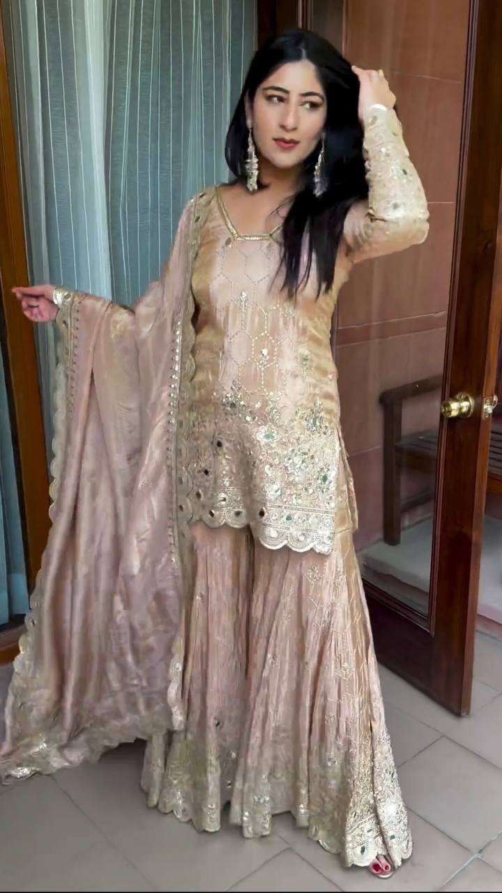 SR 1616 SHARARA SUIT
