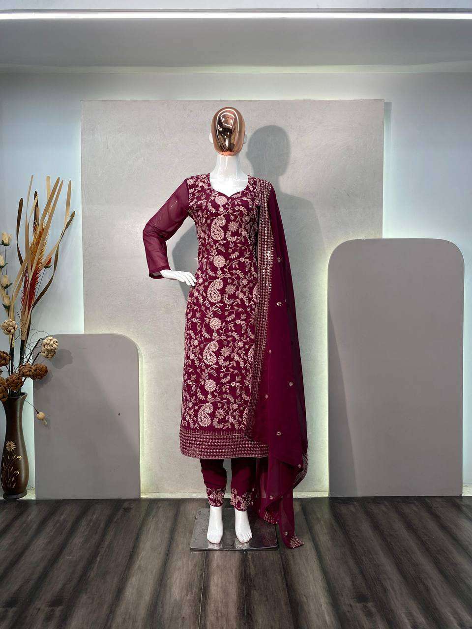 BE 259 KURTI SET