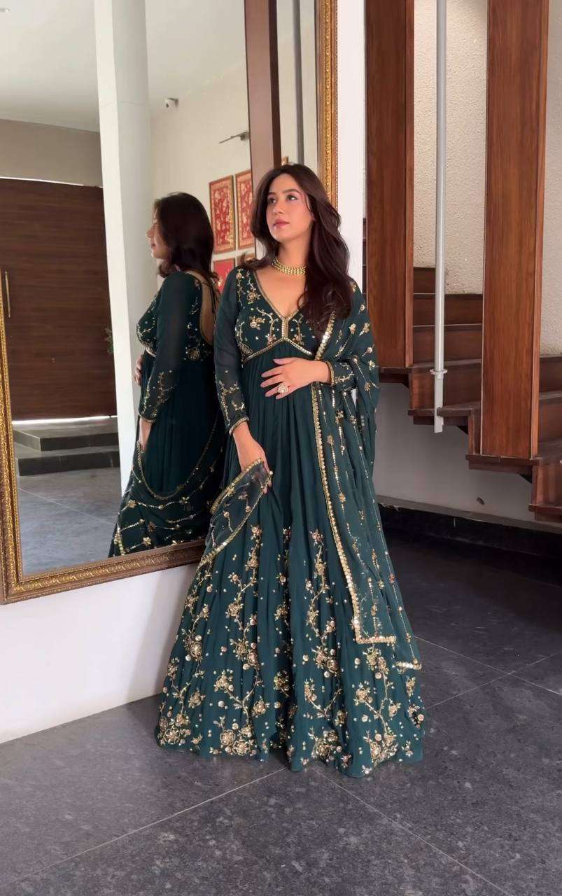 WW 1101 GOWN SET