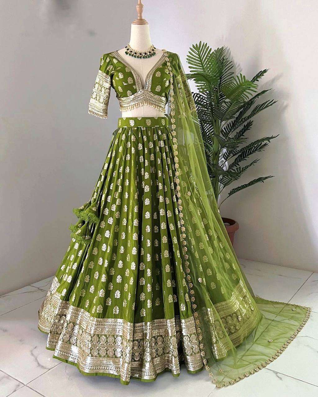 ZSR 3070 LEHENGA CHOLI