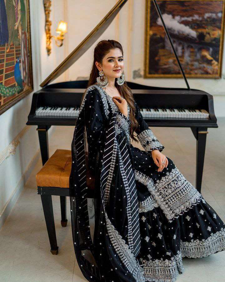 Z 9283 SHARARA SUIT
