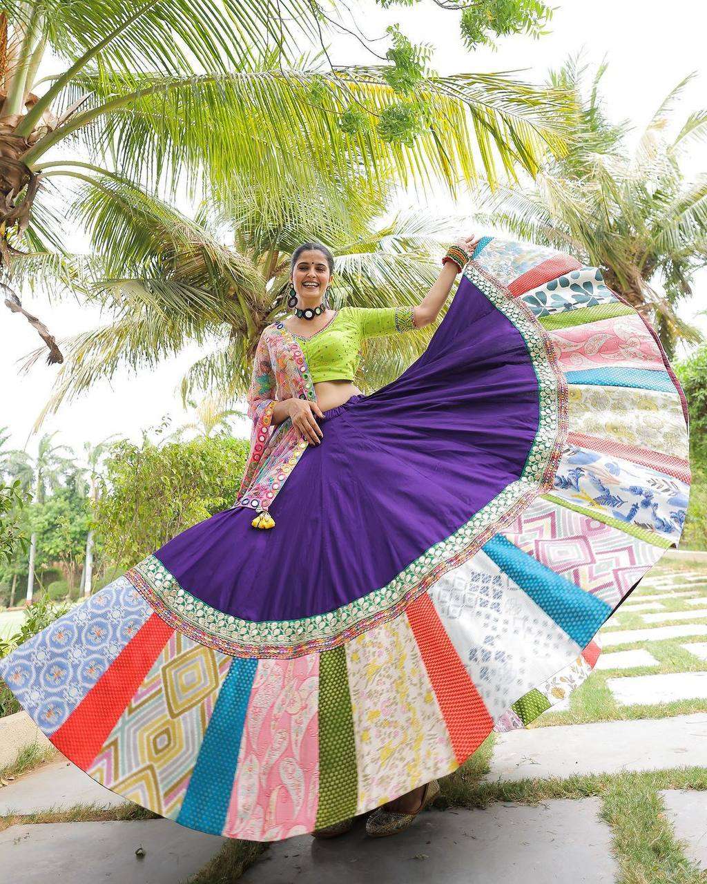 LG 619 LEHENGA CHOLI
