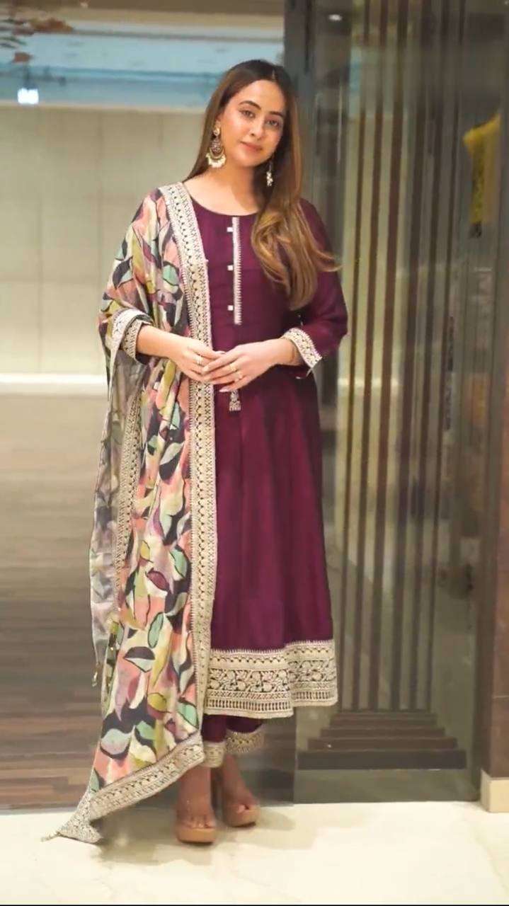 NSR 820 KURTI SET