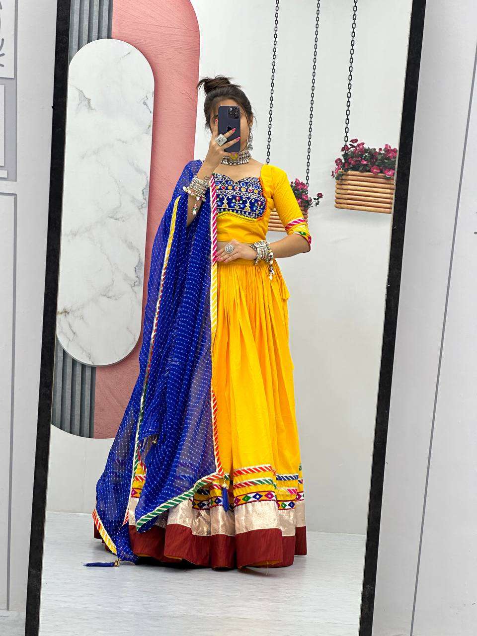 RAM 035 LEHENGA CHOLI