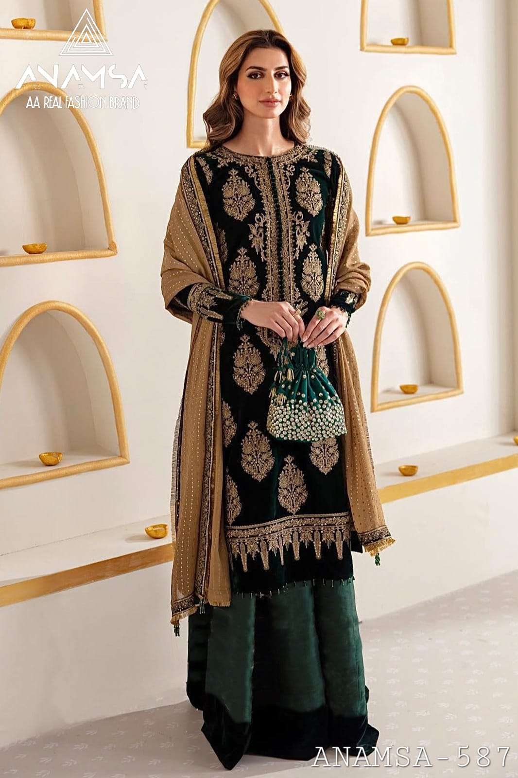 ANAMSA - 587 PURE VELVET HEAVY EMBROIDERED VERY BEAUTIFUL DESIGN PARTY WEAR SUIT