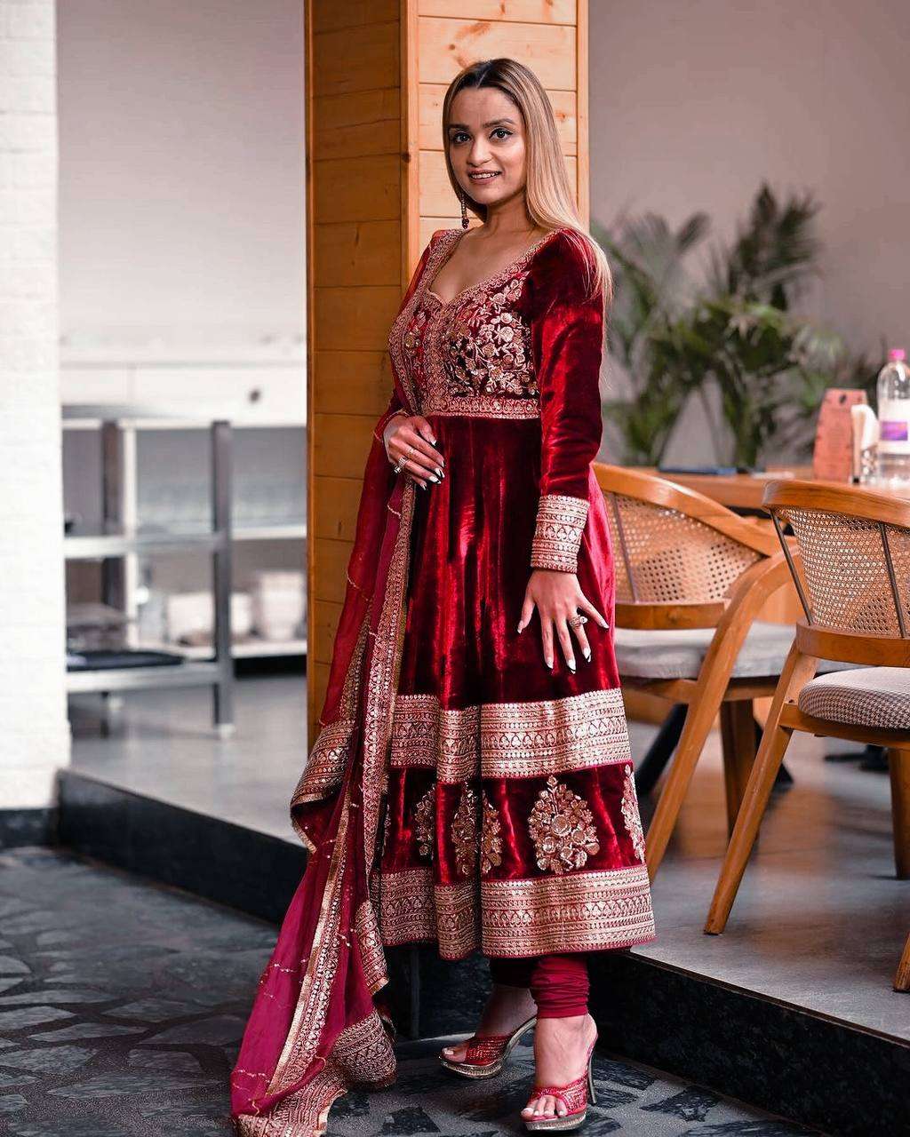 LC 1187 VELVET HEAVY DESIGNER EMBROIDERED ANARKALI GOWN SUIT