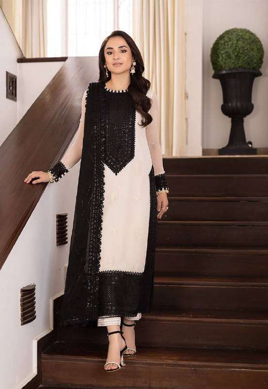 KD 1593 BEAUTIFUL PAKISTANI STYLE DESIGNER LOOK LADIES SUIT