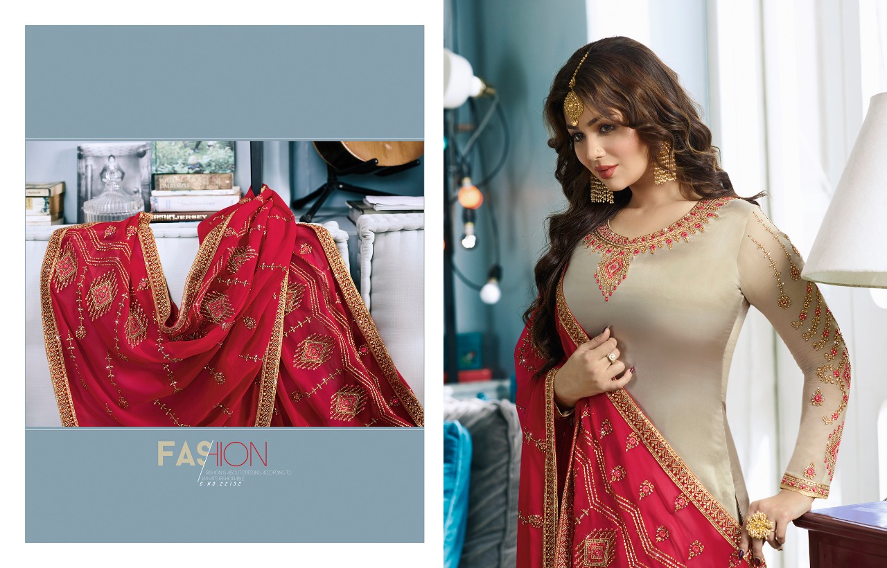 Ayesha Heavy Dupatta Fiona Wedding Wear Salwar Suits Wholesaler In Surat