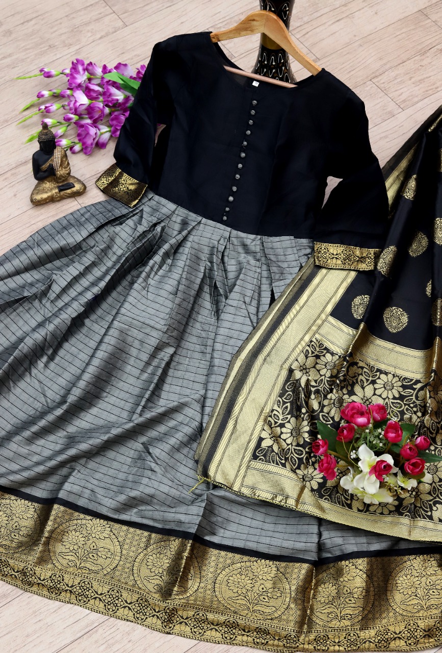 Rahul Nx Kulfi Vol 2 Banarasi Silk Jacquard Long Gown Style Party Wear Ready Made Kurtis Wholesale Dealer Surat