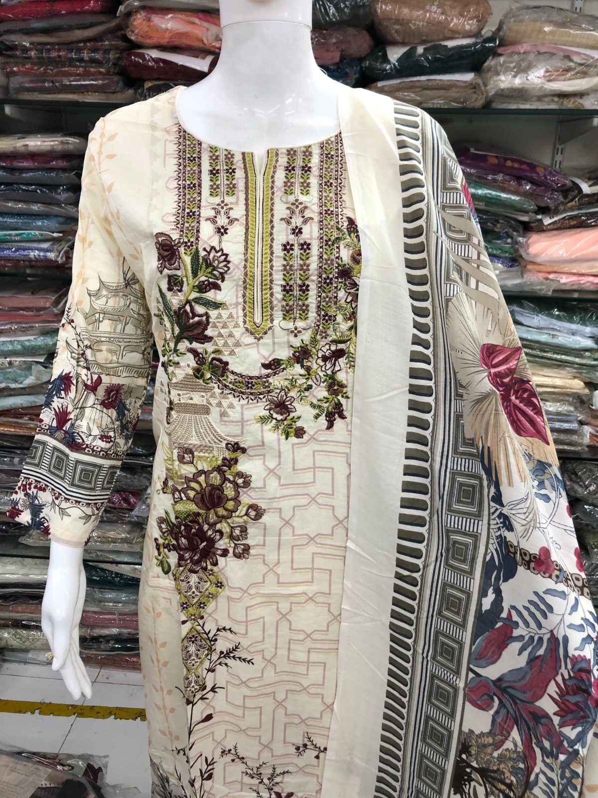 Sharaddha Designer Mahgul Chevron Vol 1 Lawn Cotton Print With Embroidery Work Suits Wholesaler Surat