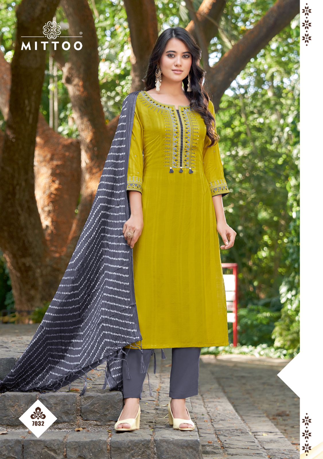 Mittoo Bansri Vol 4 Rayon Weaving Hand Work Designer Fancy Kurti Combo Set Wholesaler Surat
