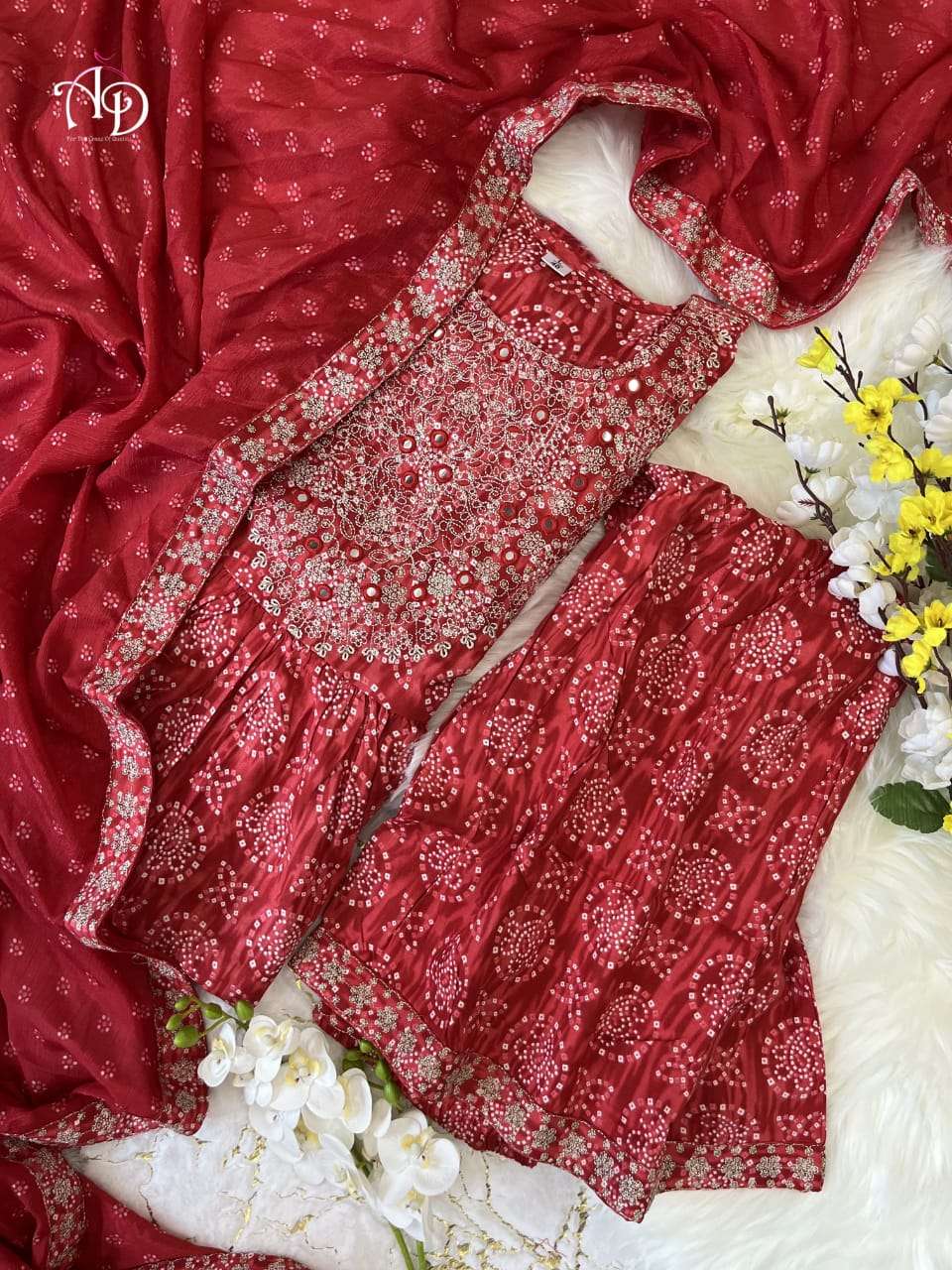 AKD FESTIV KURTI SET