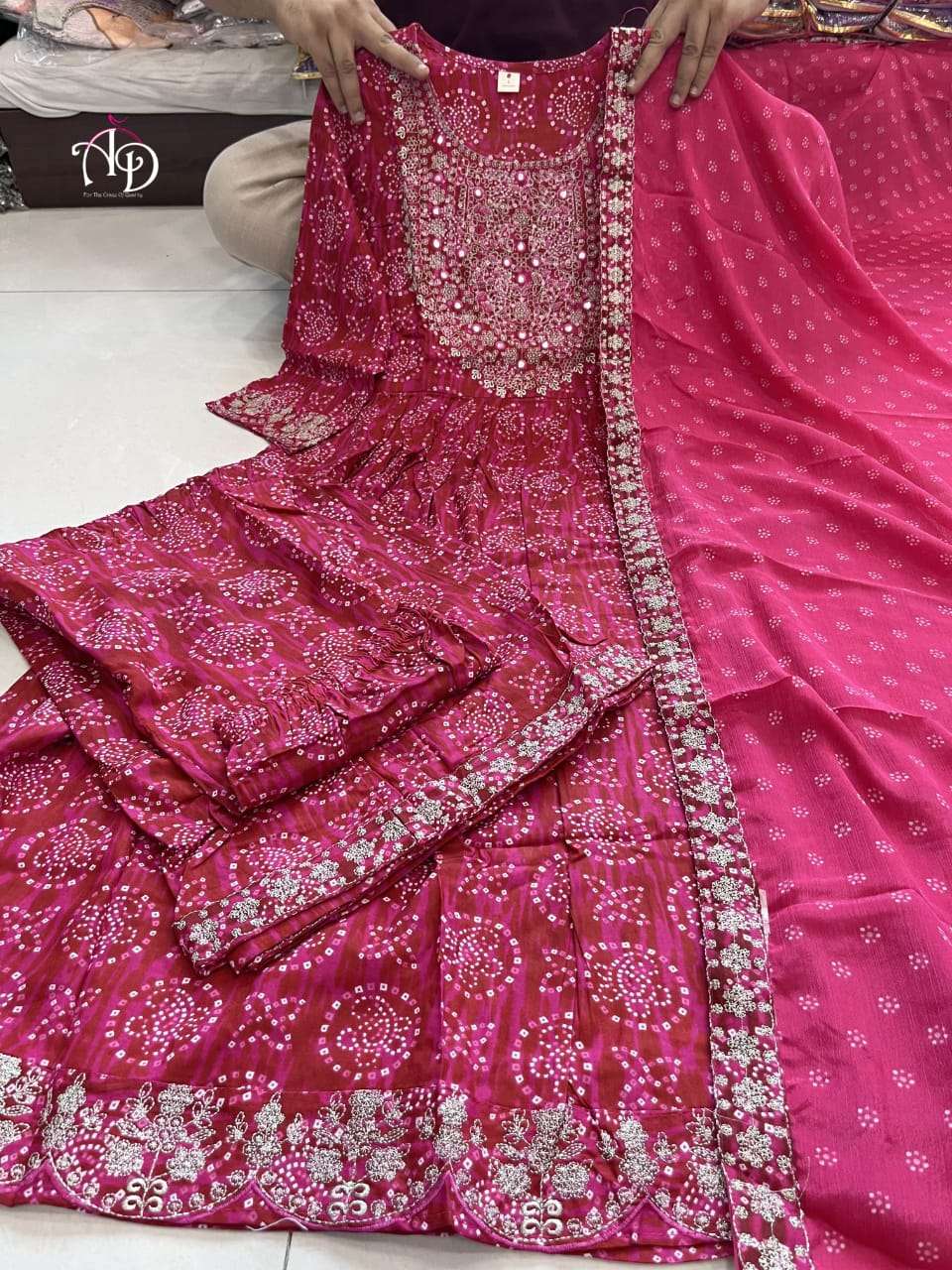 AKD FESTIV KURTI SET