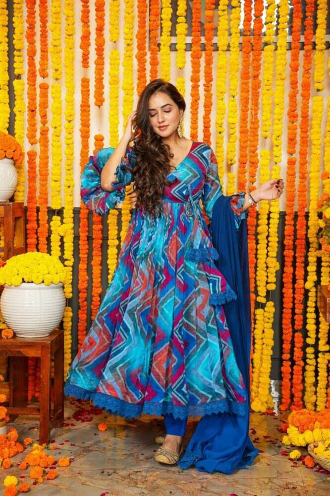 DC G33 ANARKALI KURTI SET