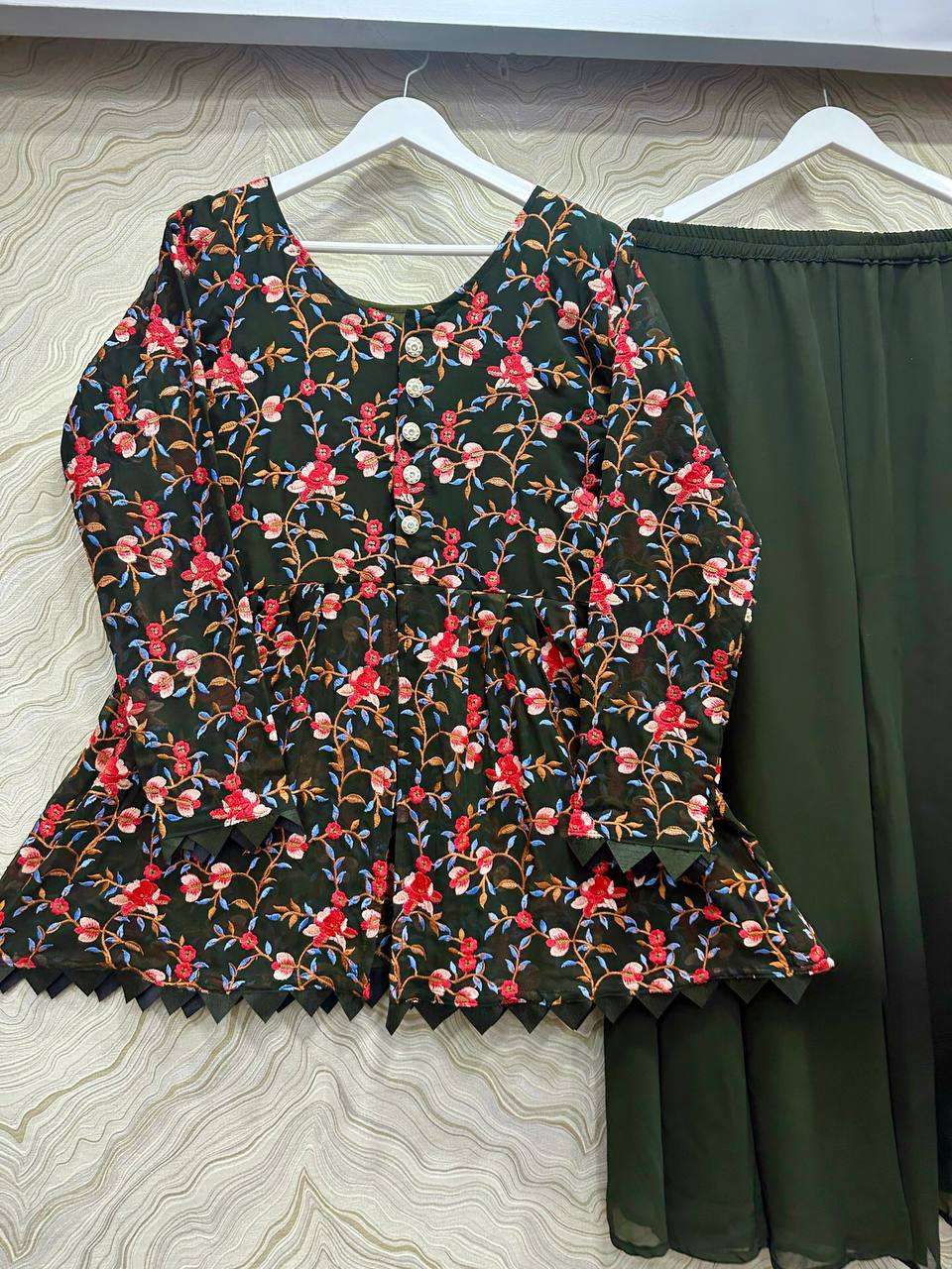 DHK 1241 TOP PLAZZO
