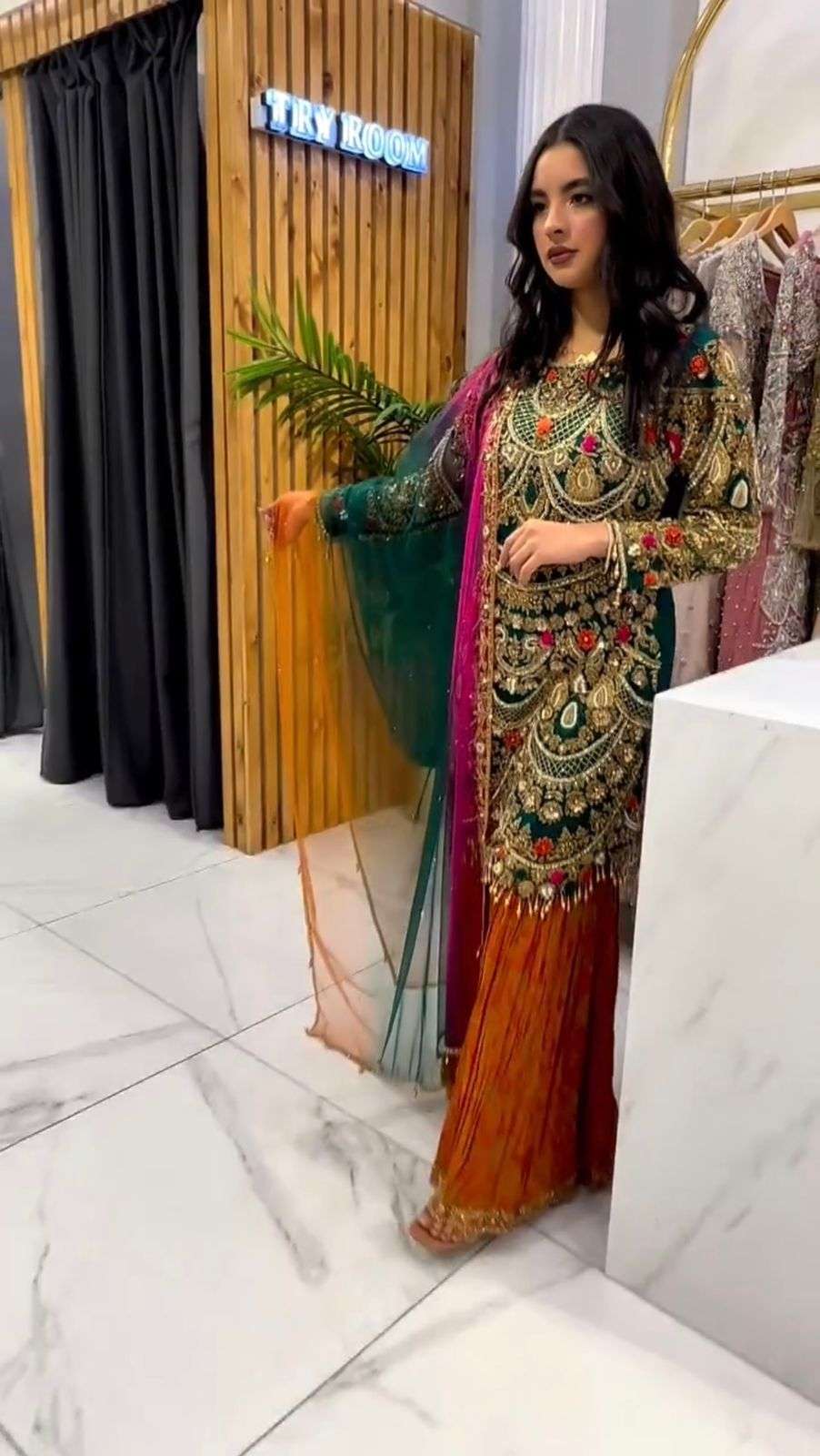 LG 1780 SHARARA SUIT