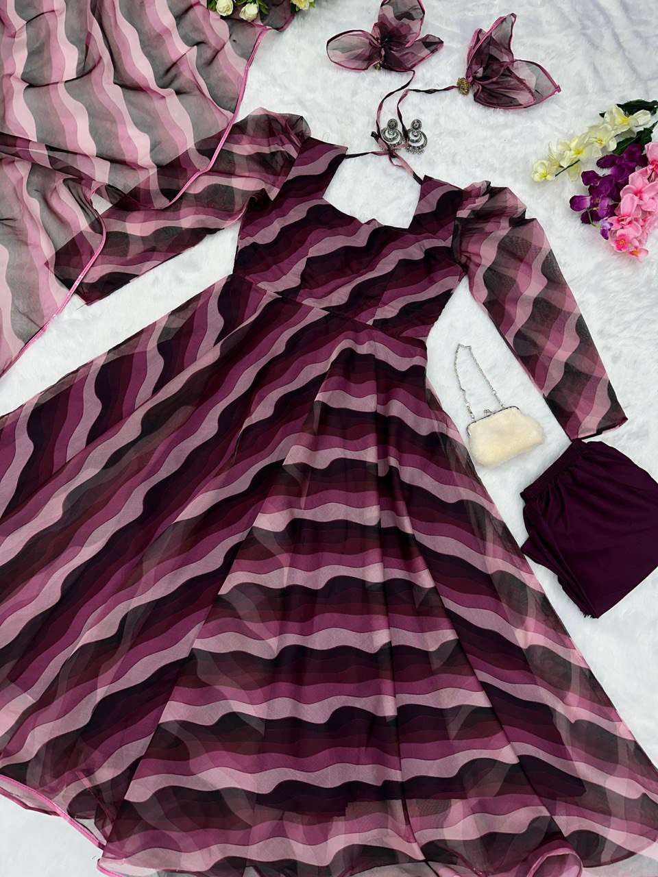 SC 142 KURTI SET 