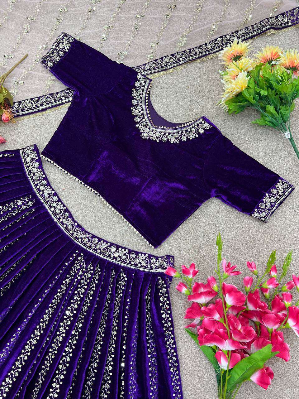 SR 1593 LEHENGA CHOLI 
