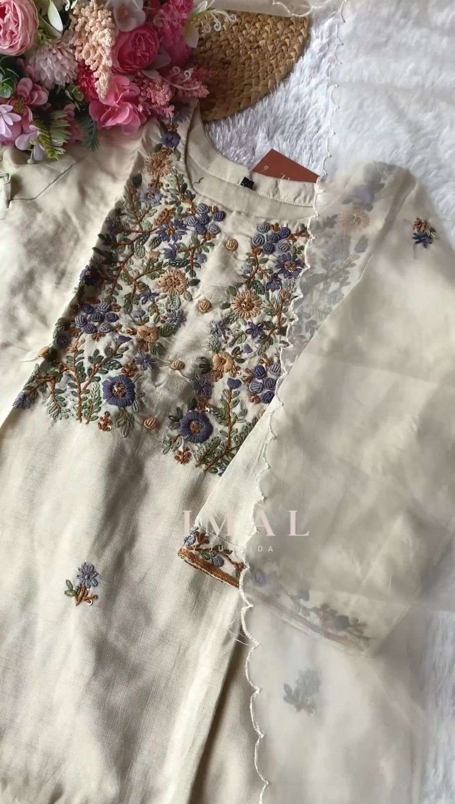 BE 178 KURTI SET