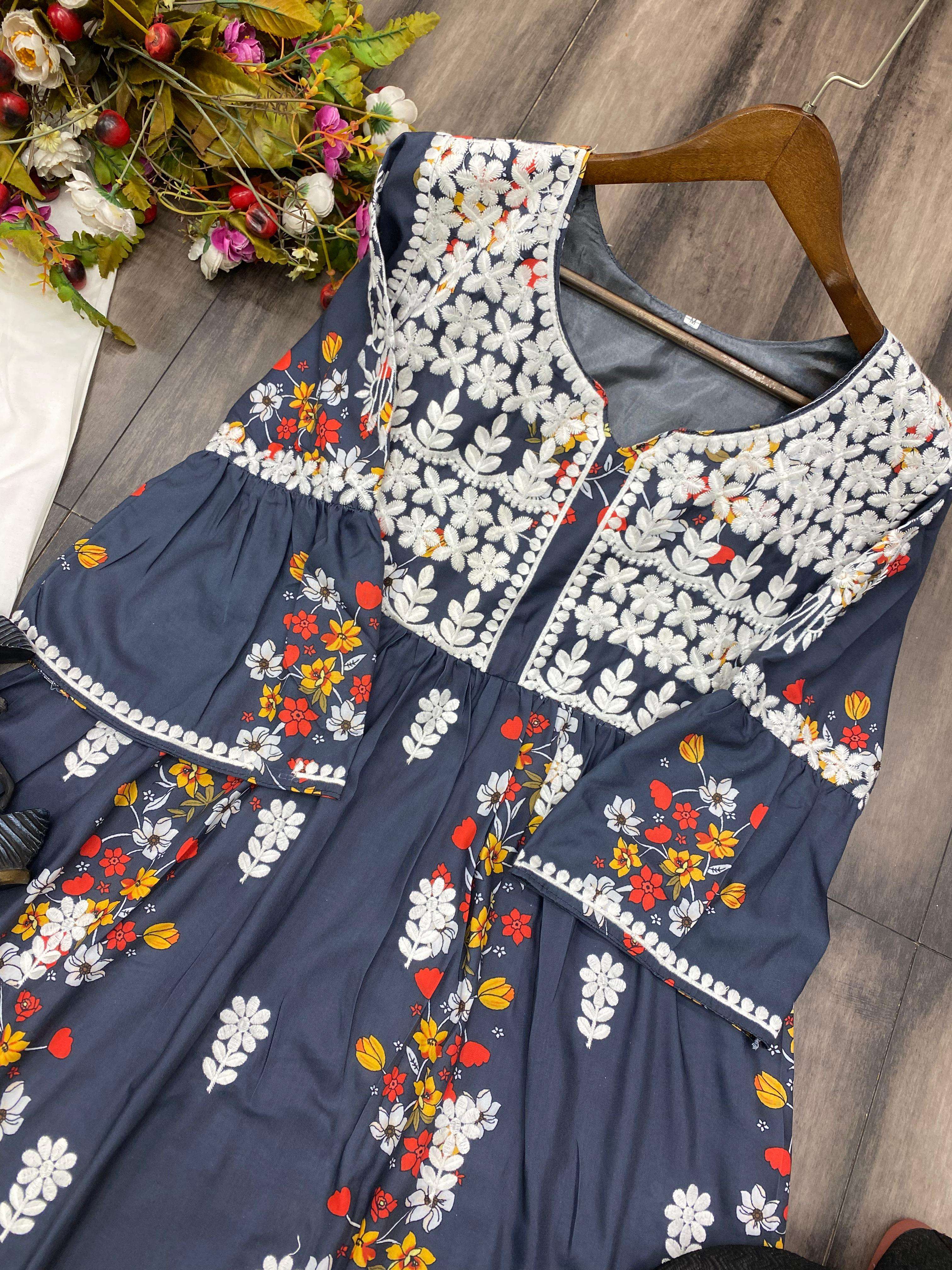 BE 223 KURTI SET