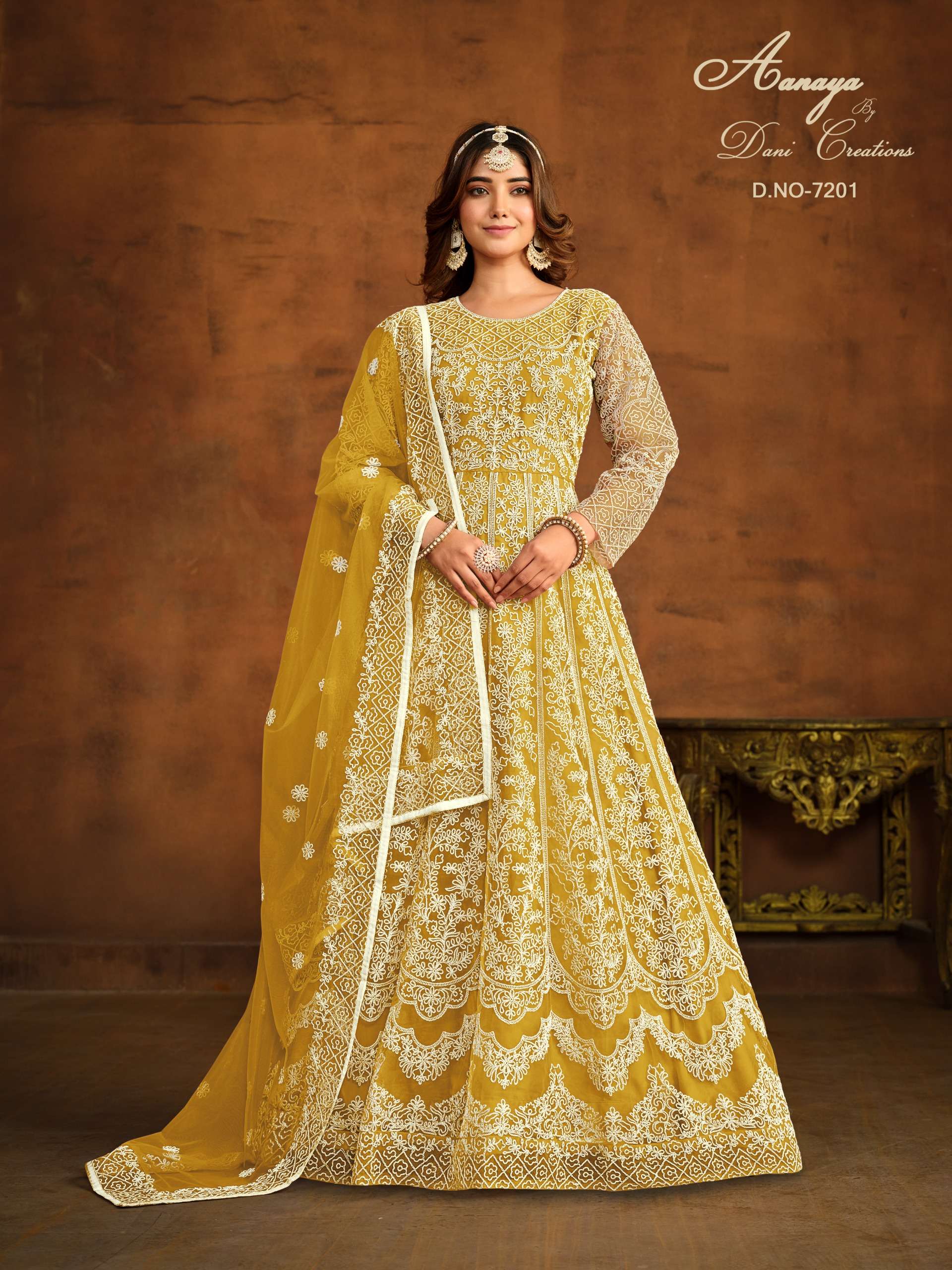 DANI CREATION AANAYA 7200 SERIES HEAVY DESIGNER SUIT