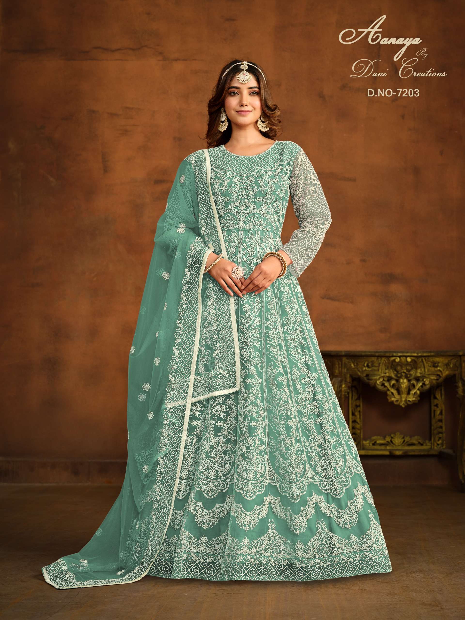 DANI CREATION AANAYA 7200 SERIES HEAVY DESIGNER SUIT
