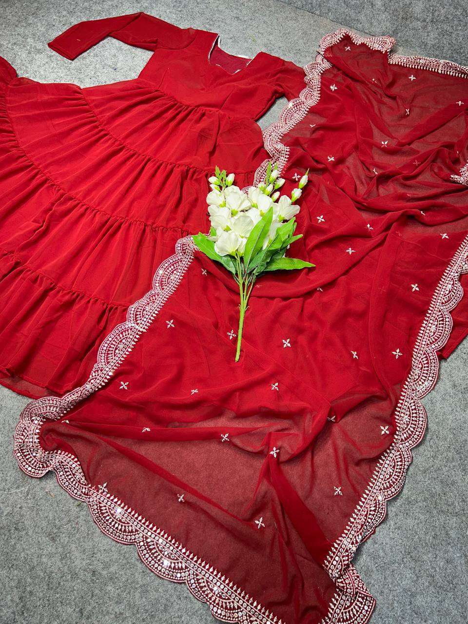 DC G38 GOWN SET