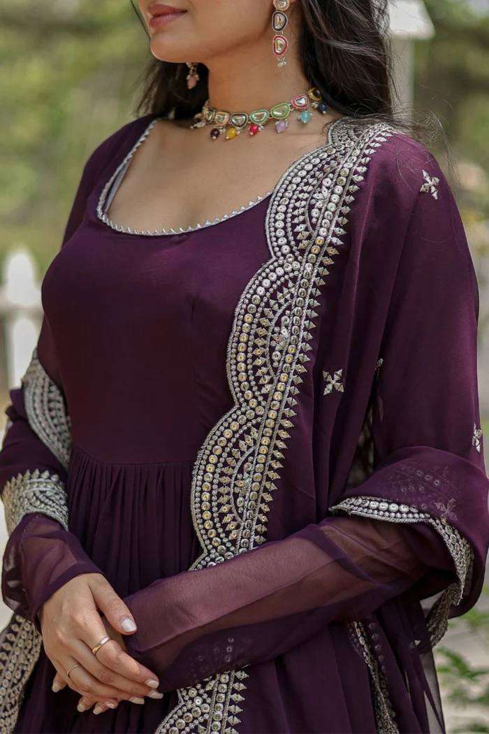 DC G38 GOWN SET