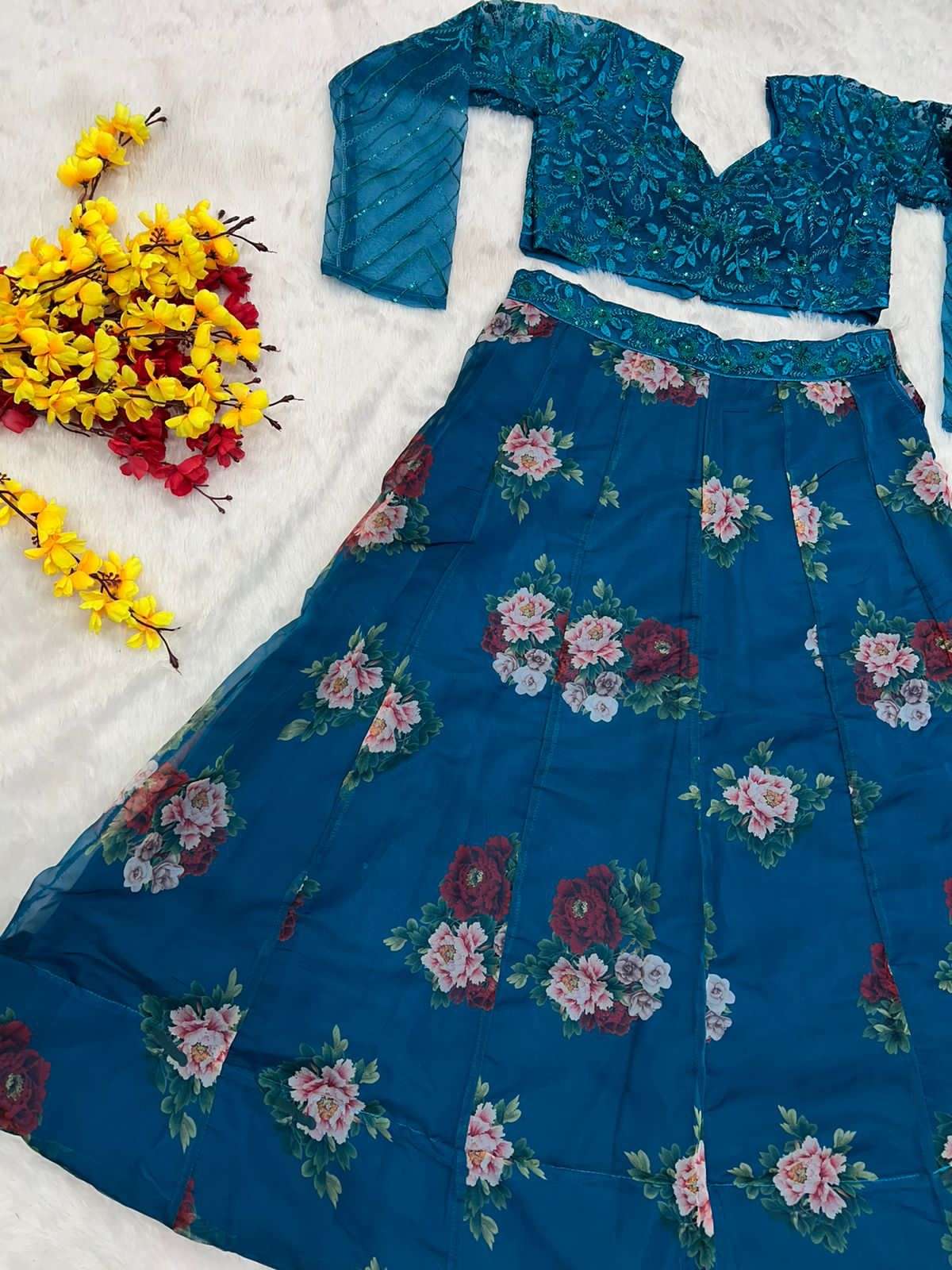 HB 50 PARTYWEAR LEHENGA
