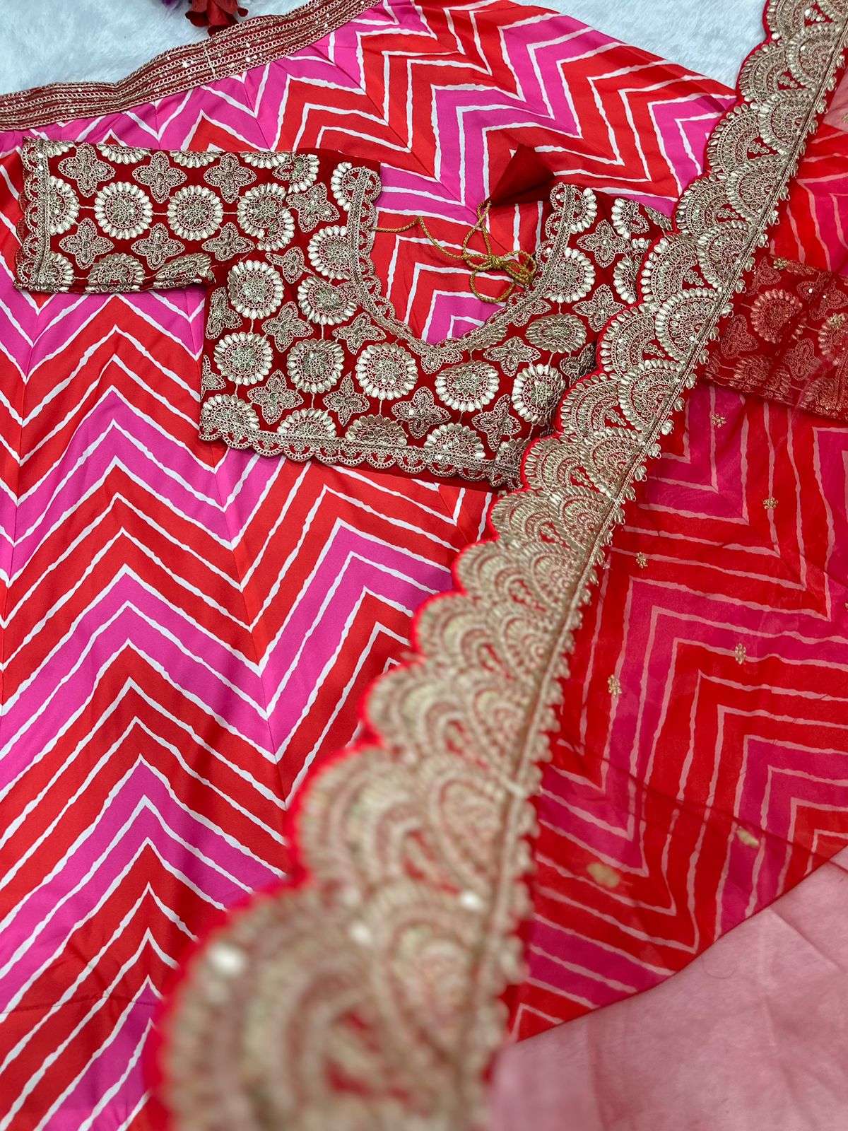 HB 90 LEHENGA CHOLI