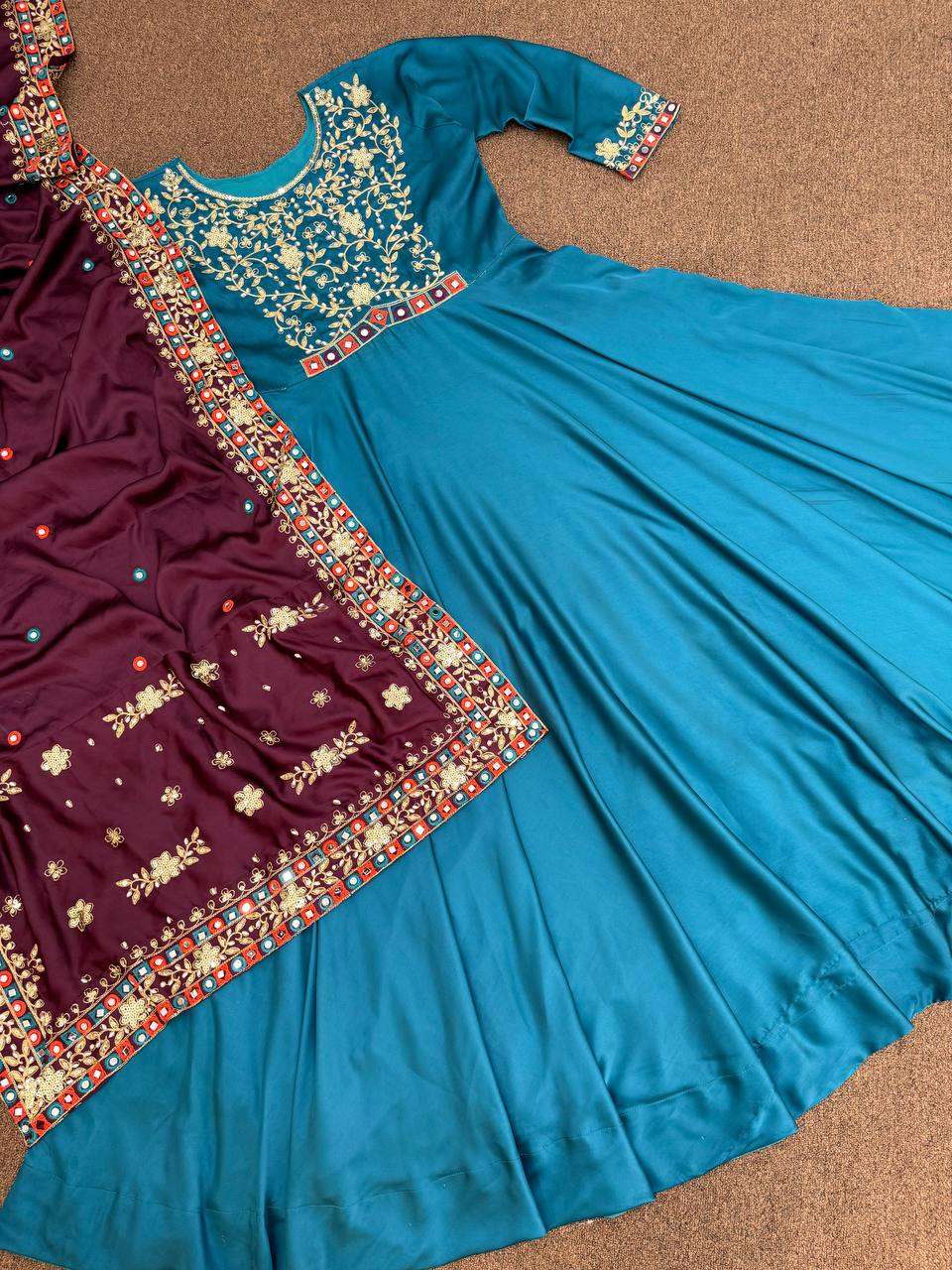 HK 1603 PARTYWEAR GOWN