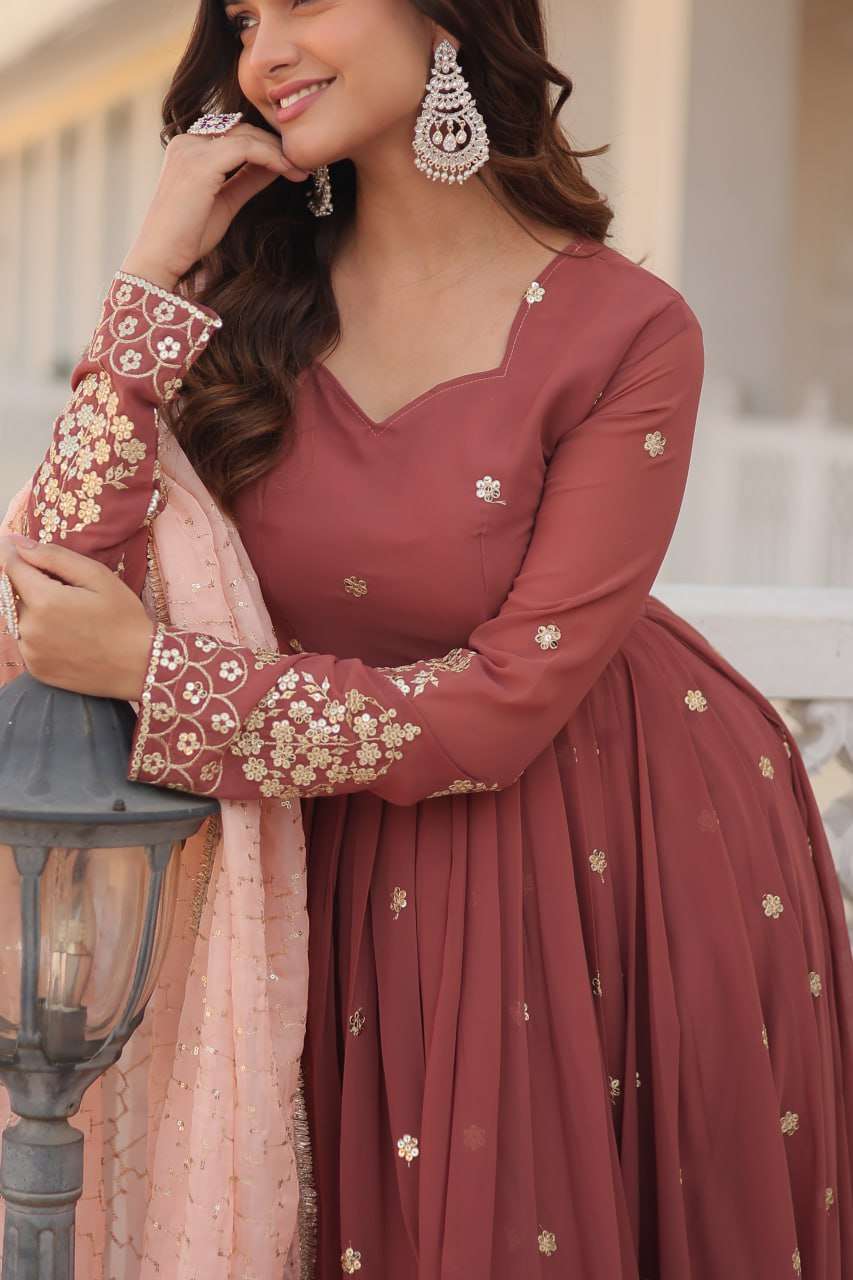 KA 1075 ANARKALI KURTIS