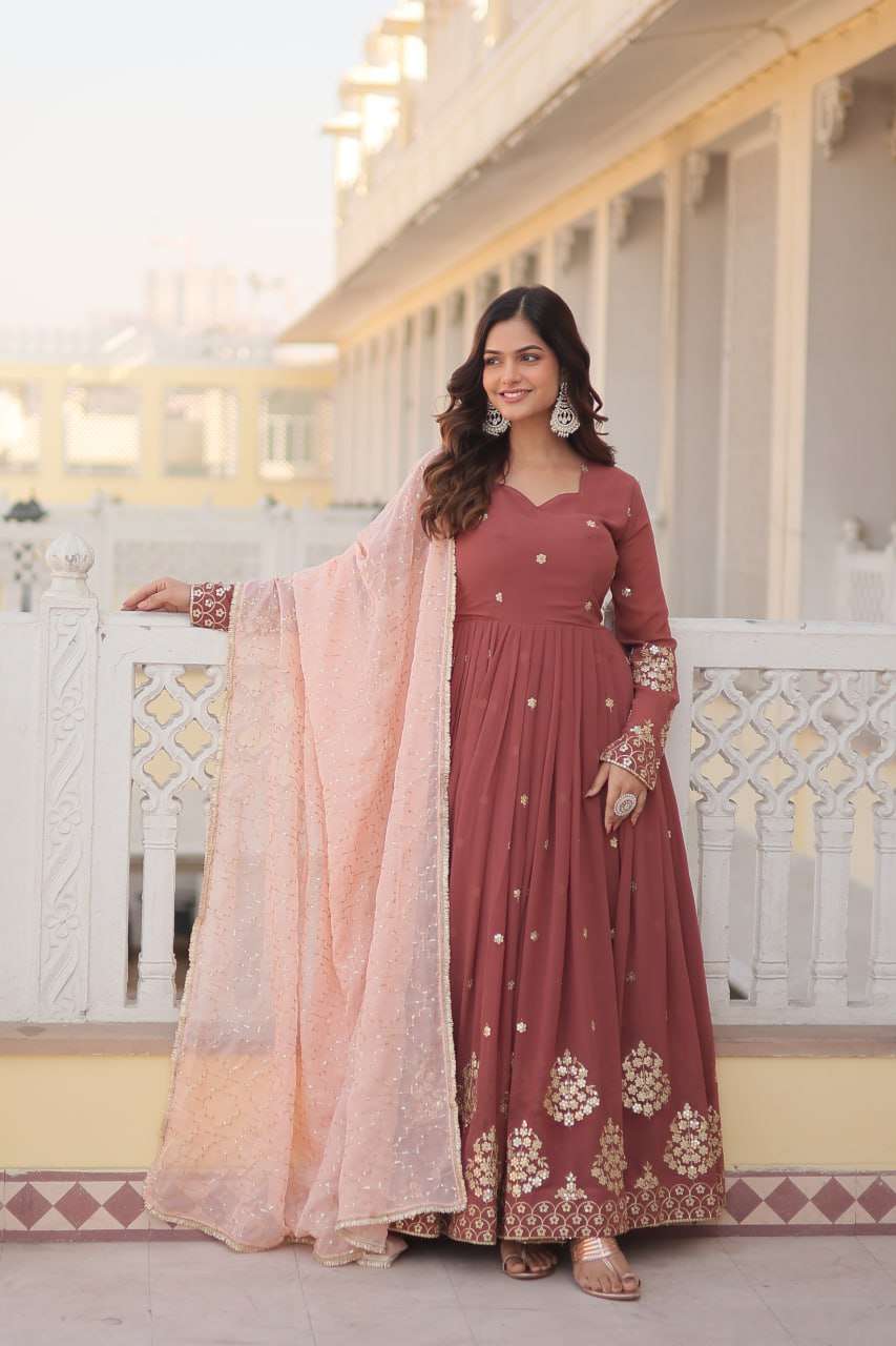 KA 1075 ANARKALI KURTIS