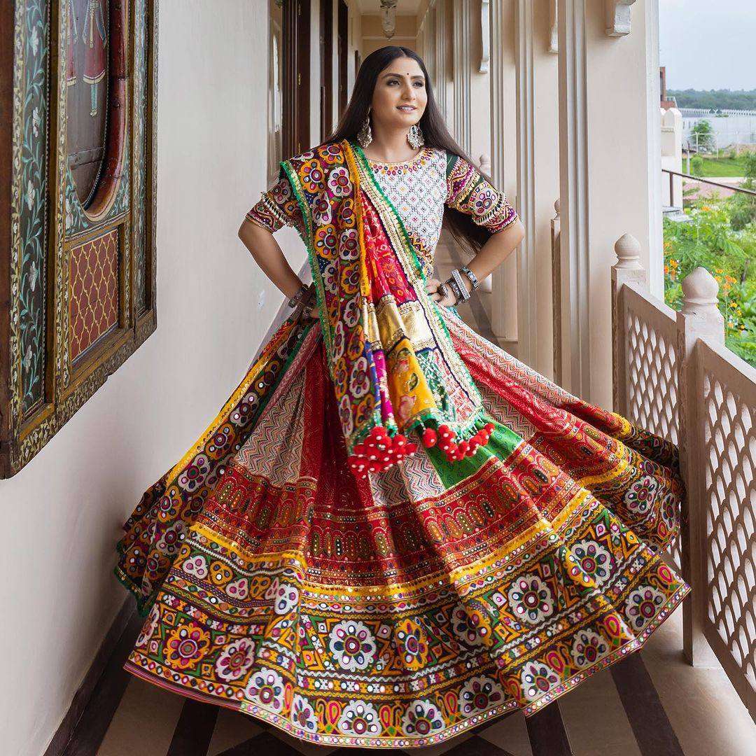 LC 1182 LEHENGA CHOLI 