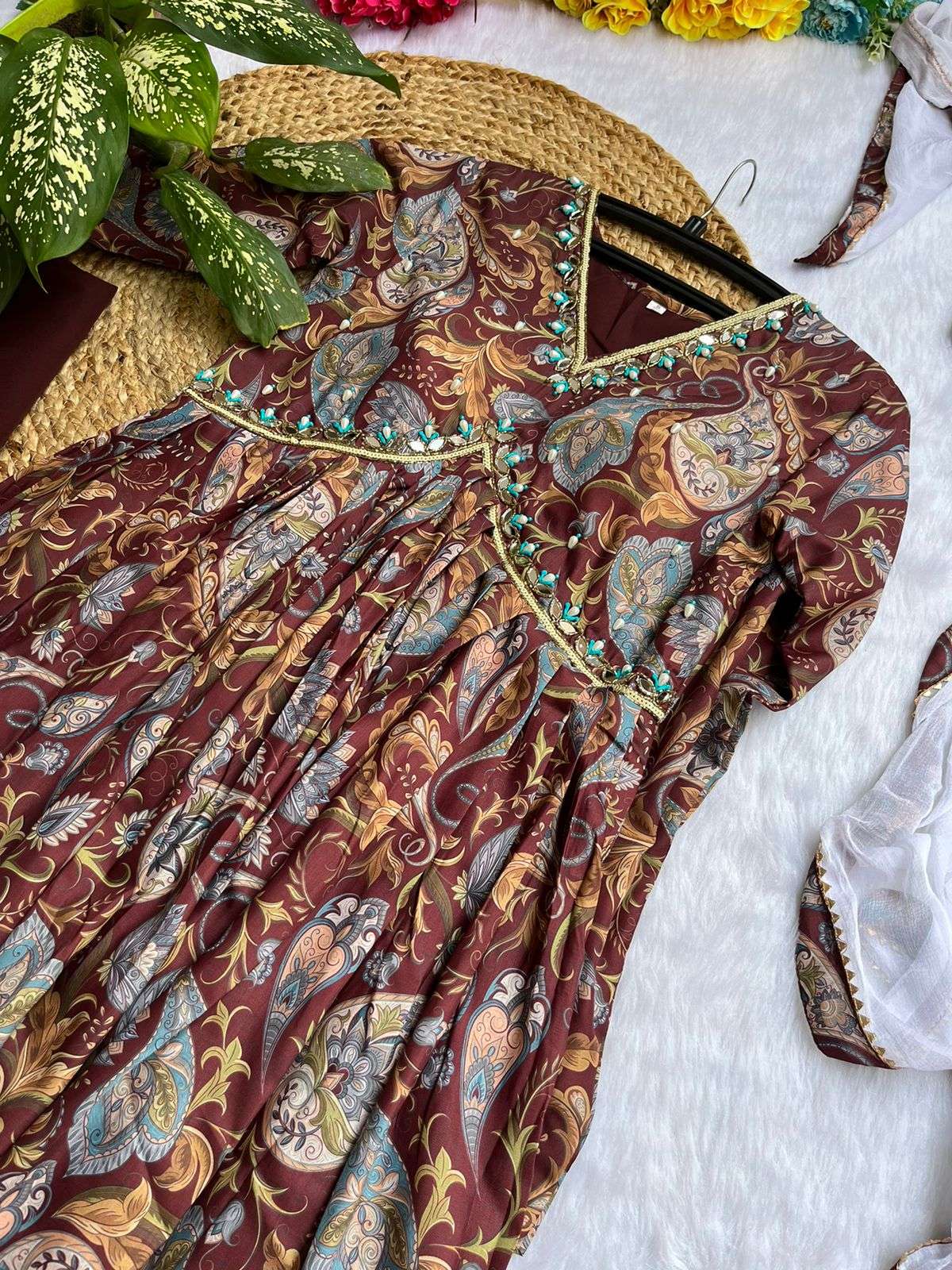 MBL 324 ALIACUT KURTI