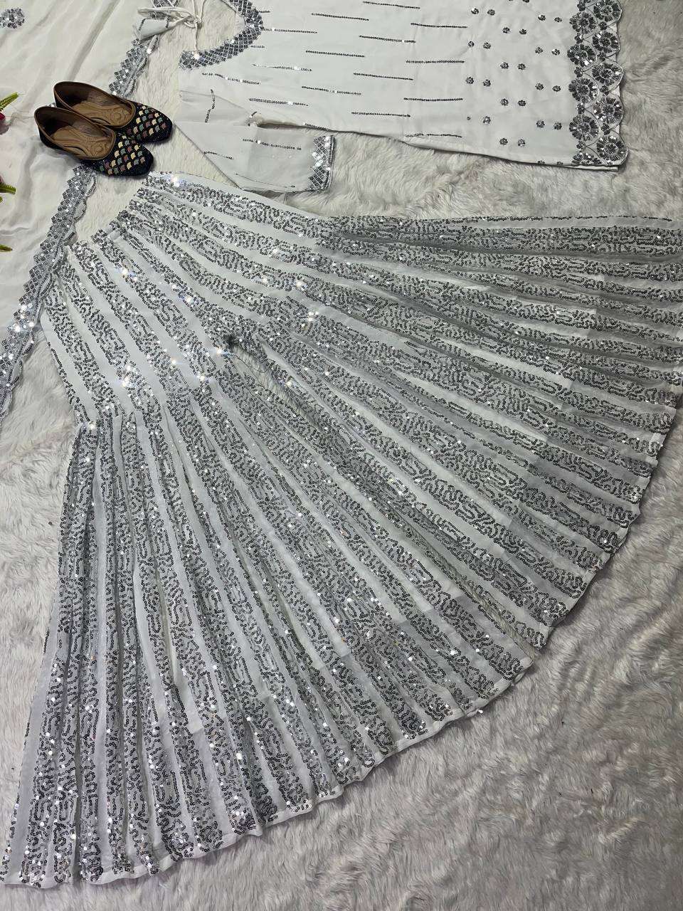 MF 379 SHARARA SUIT