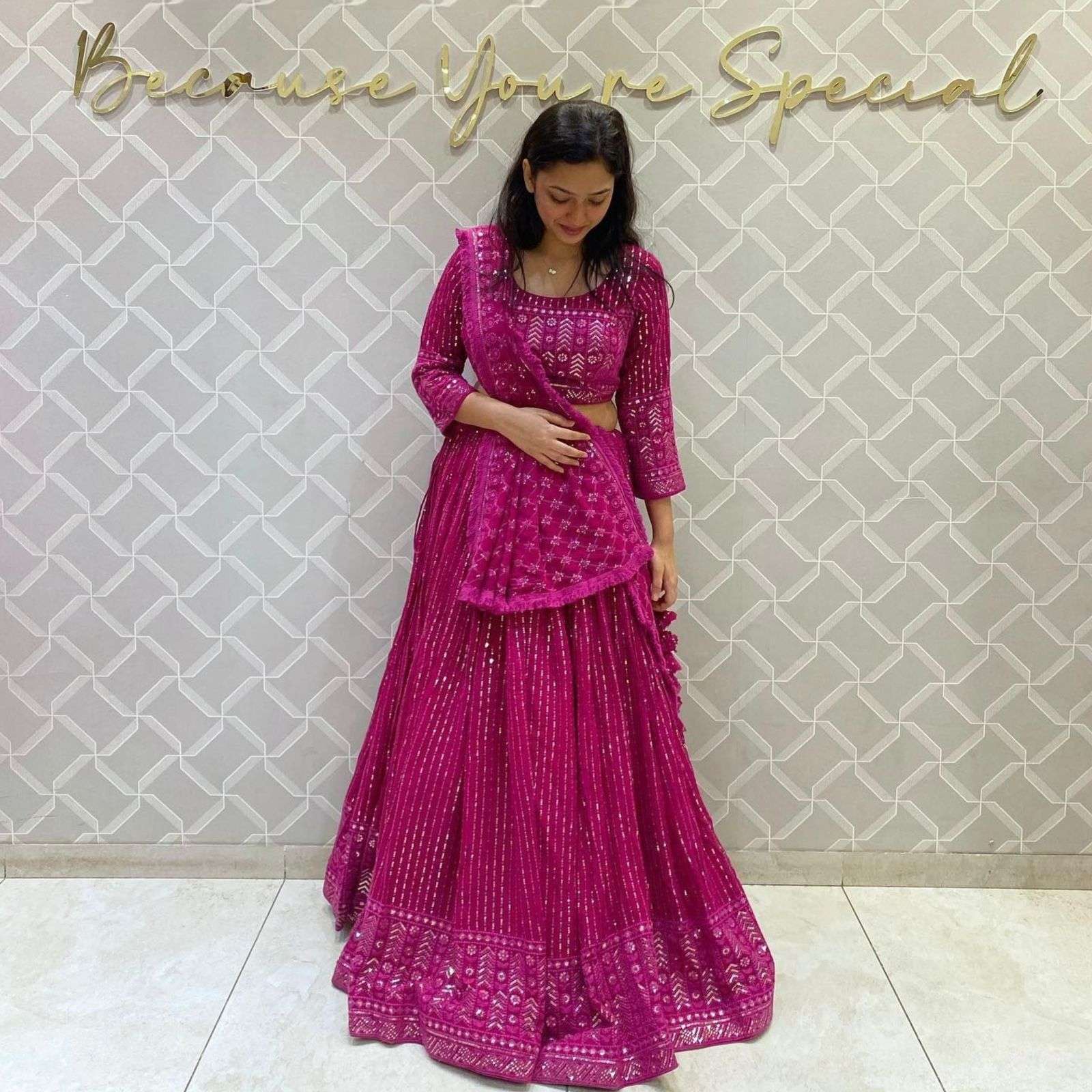 NF 1059 LEHENGA CHOLI 